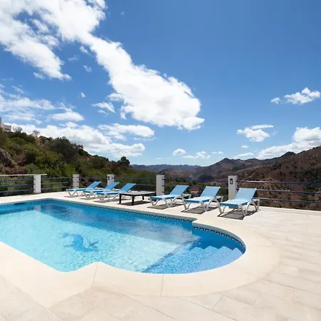 Villa Villa Almogia